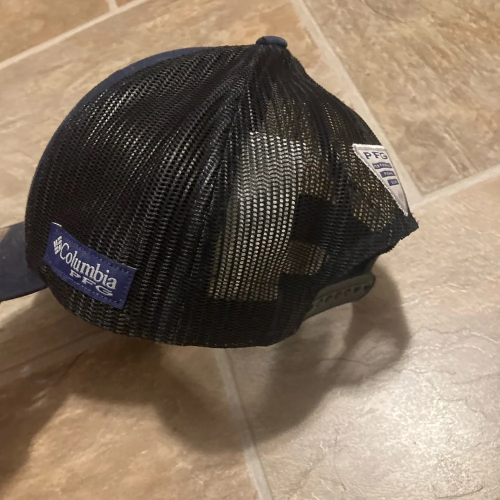 PFG MENS HAT - Picture 2 of 2